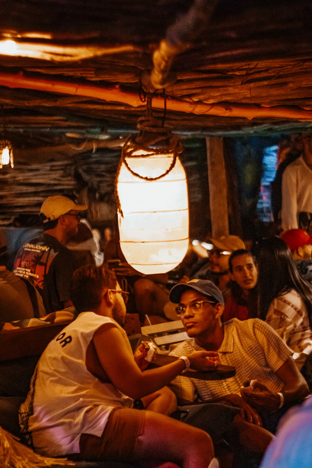 Ambiente da festa Selva Mística